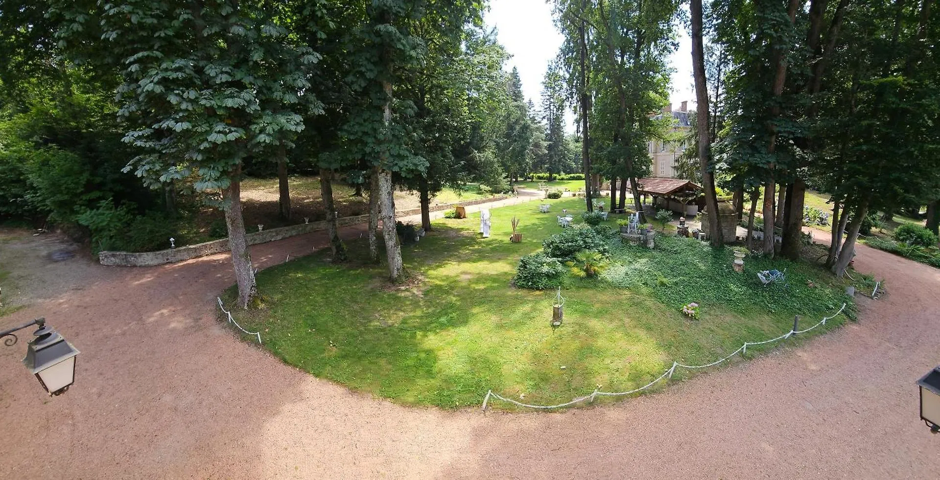 Couette-café Château de MontSablé Lezoux